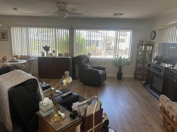 1976  Mobile Home For Sale
