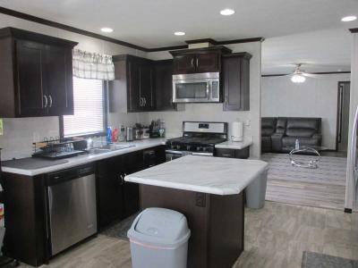Photo 4 of 37 of home located at 6017 S. Prestwick Pl. Sioux Falls, SD 57106