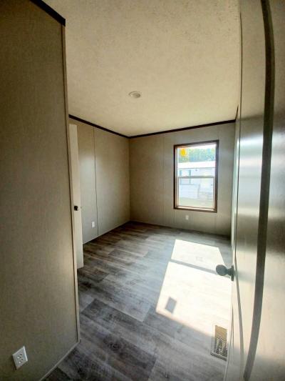 Photo 5 of 13 of home located at 5135 S Hydraulic St Wichita, KS 67216