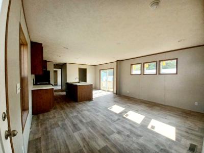 Photo 2 of 13 of home located at 5135 S Hydraulic St Wichita, KS 67216