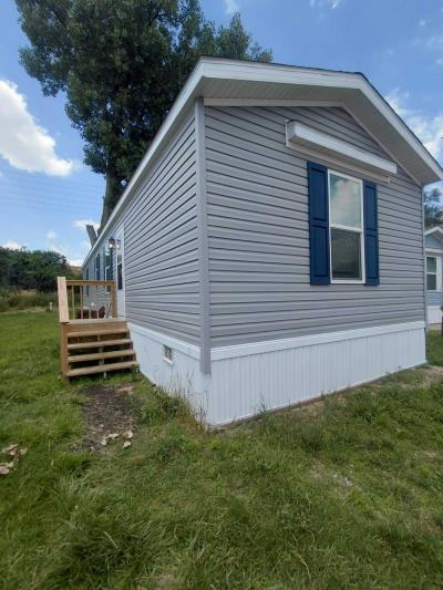 Mobile Home at 301 Mantle Ave #274Kc Jackson, MI 49202