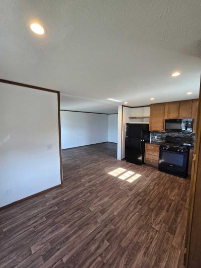 Photo 2 of 16 of home located at 511 East 1st Street #25 Huxley, IA 50124
