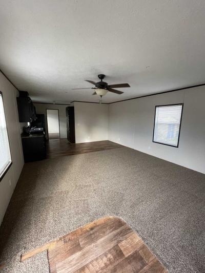 Photo 2 of 6 of home located at 2014 Lovell Ct Milford, MI 48381