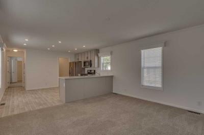 Photo 2 of 14 of home located at 185 Kingsway Dr North Mankato, MN 56003