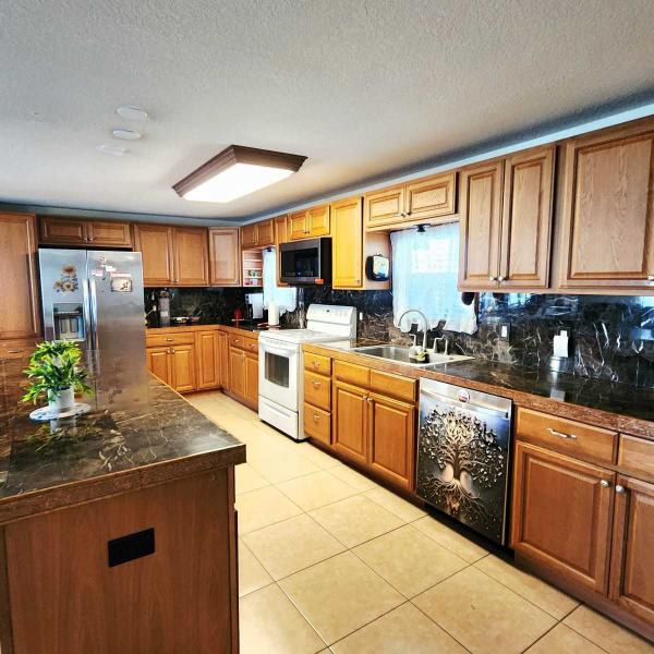 1978  Mobile Home For Sale