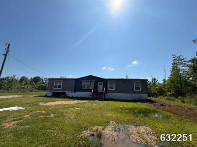 Mobile Home at Highland Used Homes Llc 16726 Florida Blvd Baton Rouge, LA 70819