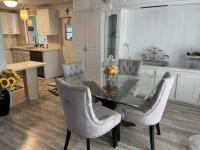 1988 Palm Harbor Manufactured Home
