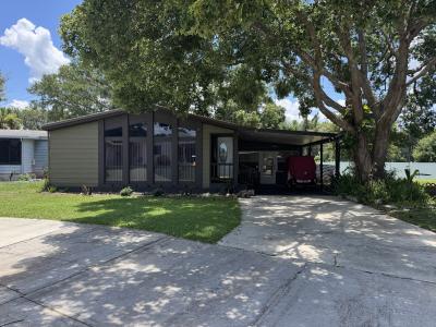 Photo 4 of 9 of home located at 1635 Geranium Loop Lakeland, FL 33803