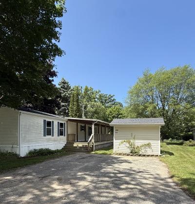 Mobile Home at 2848 N. Lakeshore Dr. Ludington, MI 49431