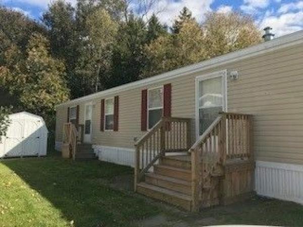 Photo 1 of 2 of home located at 16400 Upton Rd #201 East Lansing, MI 48823