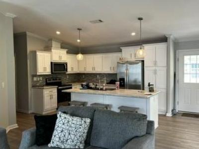 Photo 4 of 20 of home located at 7809 Chandler Street Ellenton, FL 34222