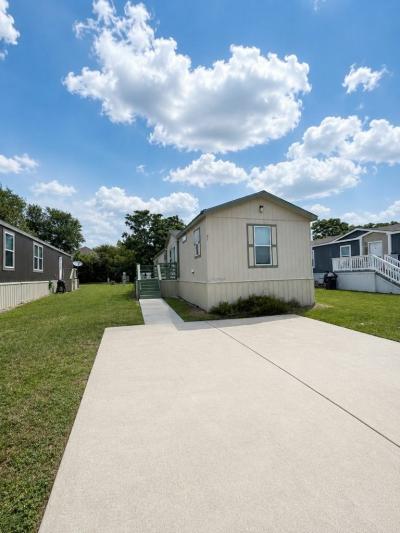 Mobile Home at 7109 W Loop 1604N Lot #97 San Antonio, TX 78254