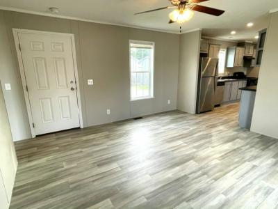 Photo 3 of 15 of home located at 473 Linda Lane Lynwood, IL 60411