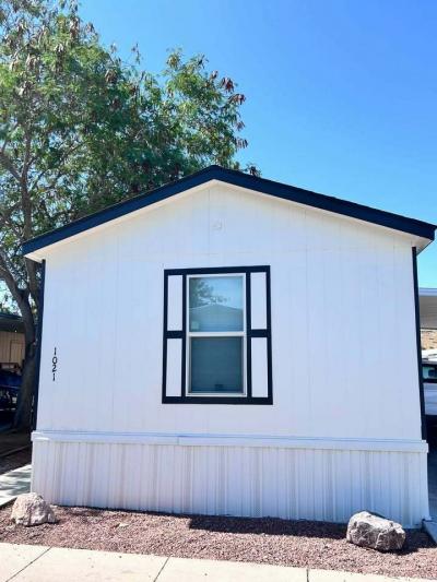 Mobile Home at 1021 W Kachina Trail Lot Kt1021 Phoenix, AZ 85041