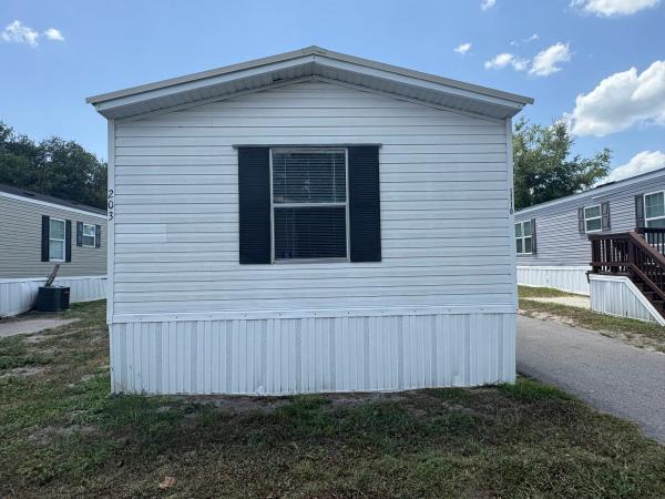Photo 1 of 2 of home located at 1710 Bulavista Ave Lot 203 Jacksonville, FL 32221