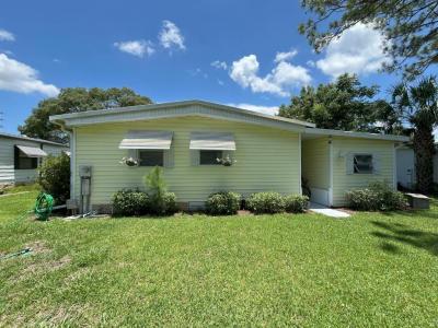 Photo 5 of 20 of home located at 153 Woodland Drive Leesburg, FL 34788