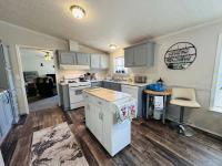 2000 Dutch Park NA Mobile Home