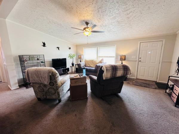 2000 Dutch Park NA Mobile Home