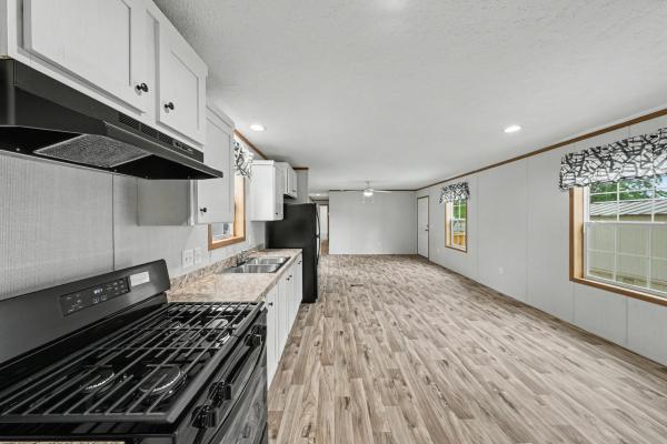 2026 Colony 114 Beacon Prestige-14663A/550BP14663A  Home