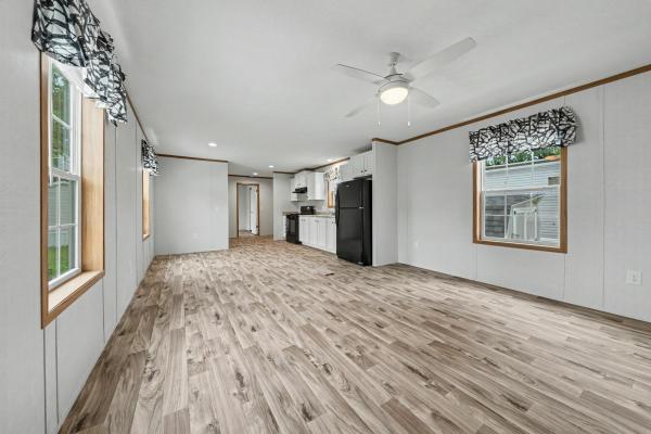 2026 Colony 114 Beacon Prestige-14663A/550BP14663A  Home