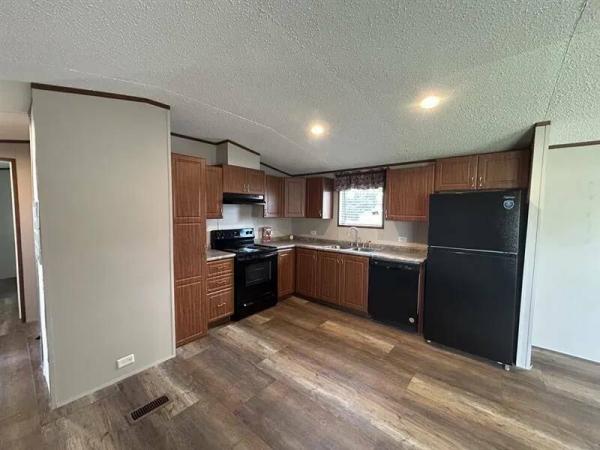 2023 16643F  Home