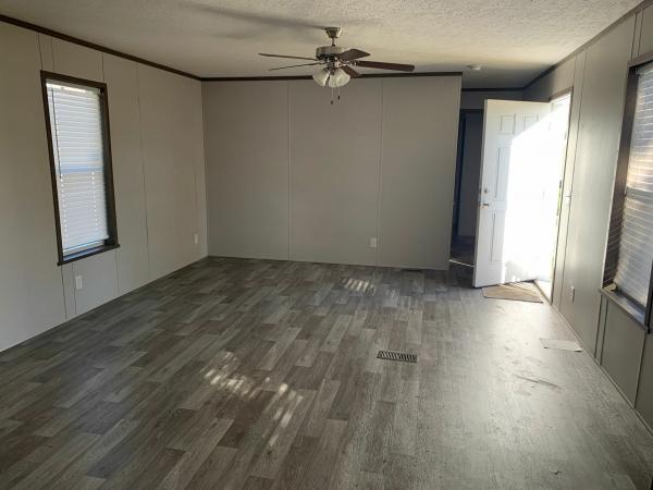2021 Champion Dutch Edge II Mobile Home