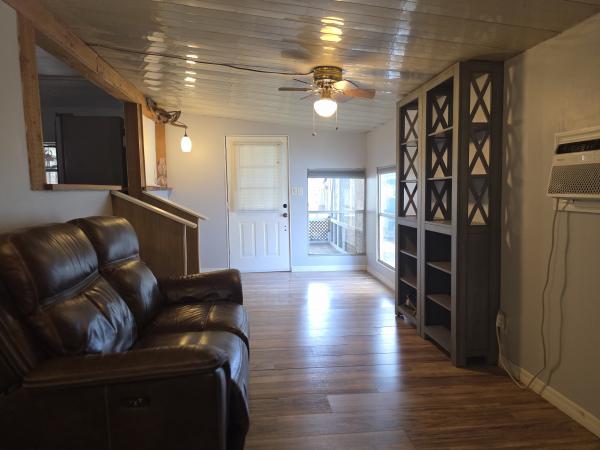 1978 LONW Mobile Home