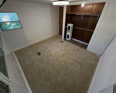 Photo 5 of 29 of home located at 875 E Michigan Ave #6 Marshall, MI 49068