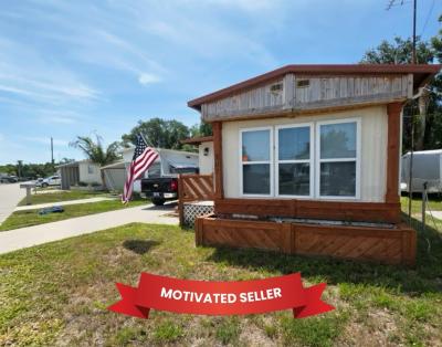 Mobile Home at 5611 Bayshore Rd, Lot 107 Palmetto, FL 34221