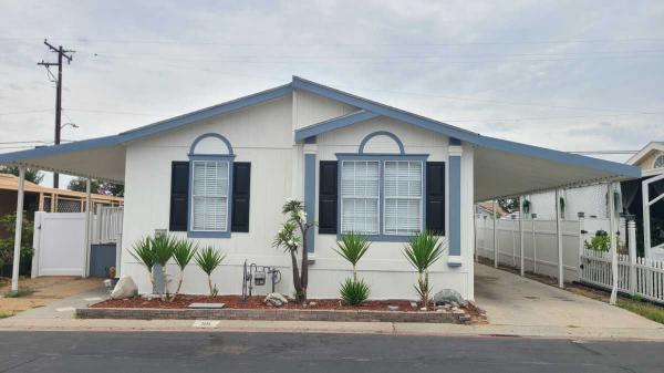 1995 FLEETWOOD Mobile Home For Sale