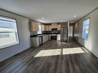 Photo 3 of 11 of home located at 725 S 12th St #9 Bismarck, ND 58504