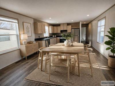 Photo 4 of 11 of home located at 725 S 12th St #9 Bismarck, ND 58504