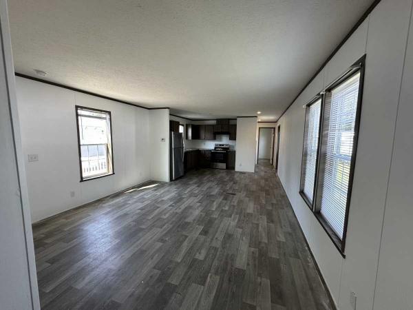 Photo 1 of 2 of home located at 17 New Yorker Blvd. Miamisburg, OH 45342