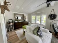 1988 Kaufman and Broad Bainbridge Manufactured Home