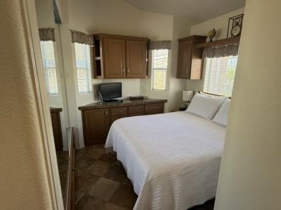 Photo 4 of 7 of home located at 1110 North Henness Road, Site 915 Casa Grande, AZ 85122