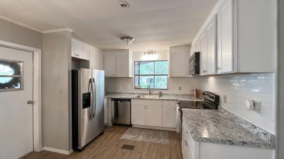 Photo 4 of 18 of home located at 102 Magnolia Dr Lady Lake, FL 32159