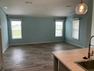 Photo 5 of 19 of home located at 6429 Forest Lake Dr. Zephyrhills, FL 33540