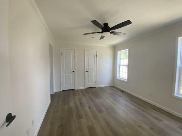 2026 Skyline - Leola Woodlynne Mobile Home