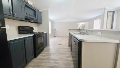 Photo 5 of 20 of home located at 13501 SE 29th Street #135 Choctaw, OK 73020
