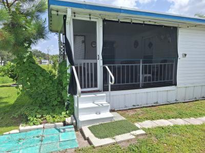 Photo 4 of 18 of home located at 37251 Chancey Road, Site 006 Zephyrhills, FL 33541