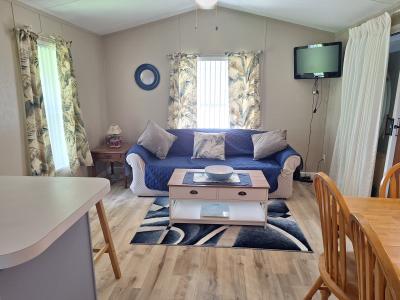 Photo 5 of 18 of home located at 37251 Chancey Road, Site 006 Zephyrhills, FL 33541