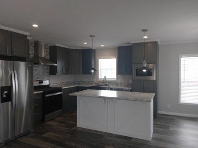 Mobile Home at 37282 Sandstone Trl Lot 512 Lenox, MI 48048