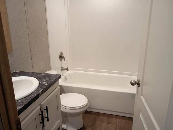 2022 30CEE16763EH22  Home