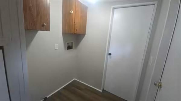1990 Weston  Home