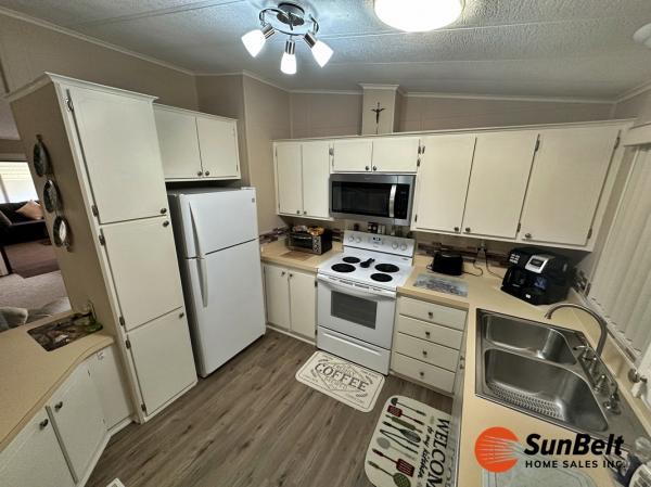 1985 HOME Manufactured Home
