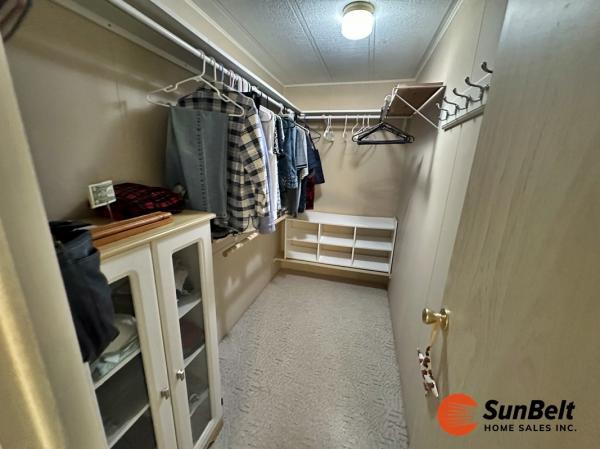 1985 HOME Manufactured Home