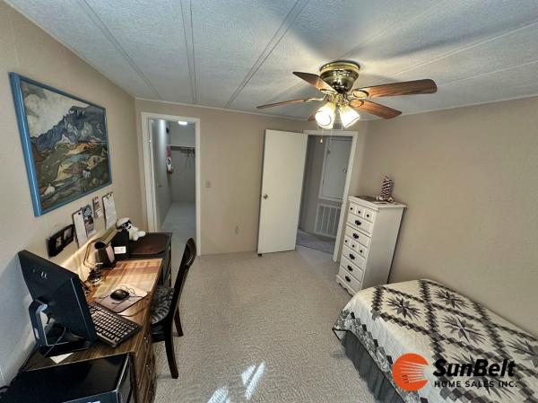 1985 HOME Manufactured Home