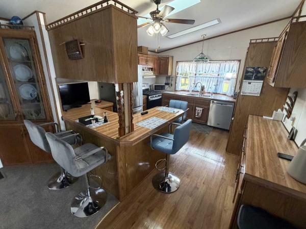 1987 ROLHM Manufactured Home