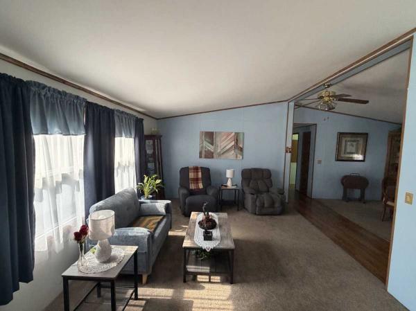 1987 ROLHM Manufactured Home