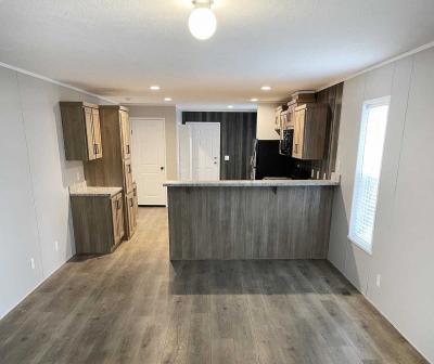 Photo 4 of 7 of home located at 56 Woodmoor Court Leavenworth, KS 66048